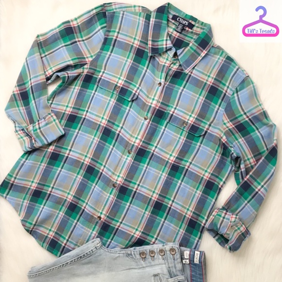 Chaps Tops - CHAPS SOFT COTTON BUTTON UP SHIRT